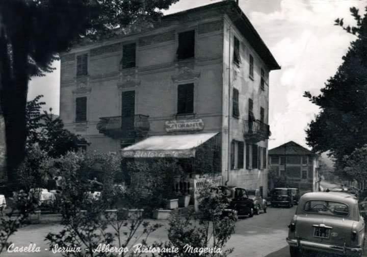 Albergo Magenta Casella  Exterior photo